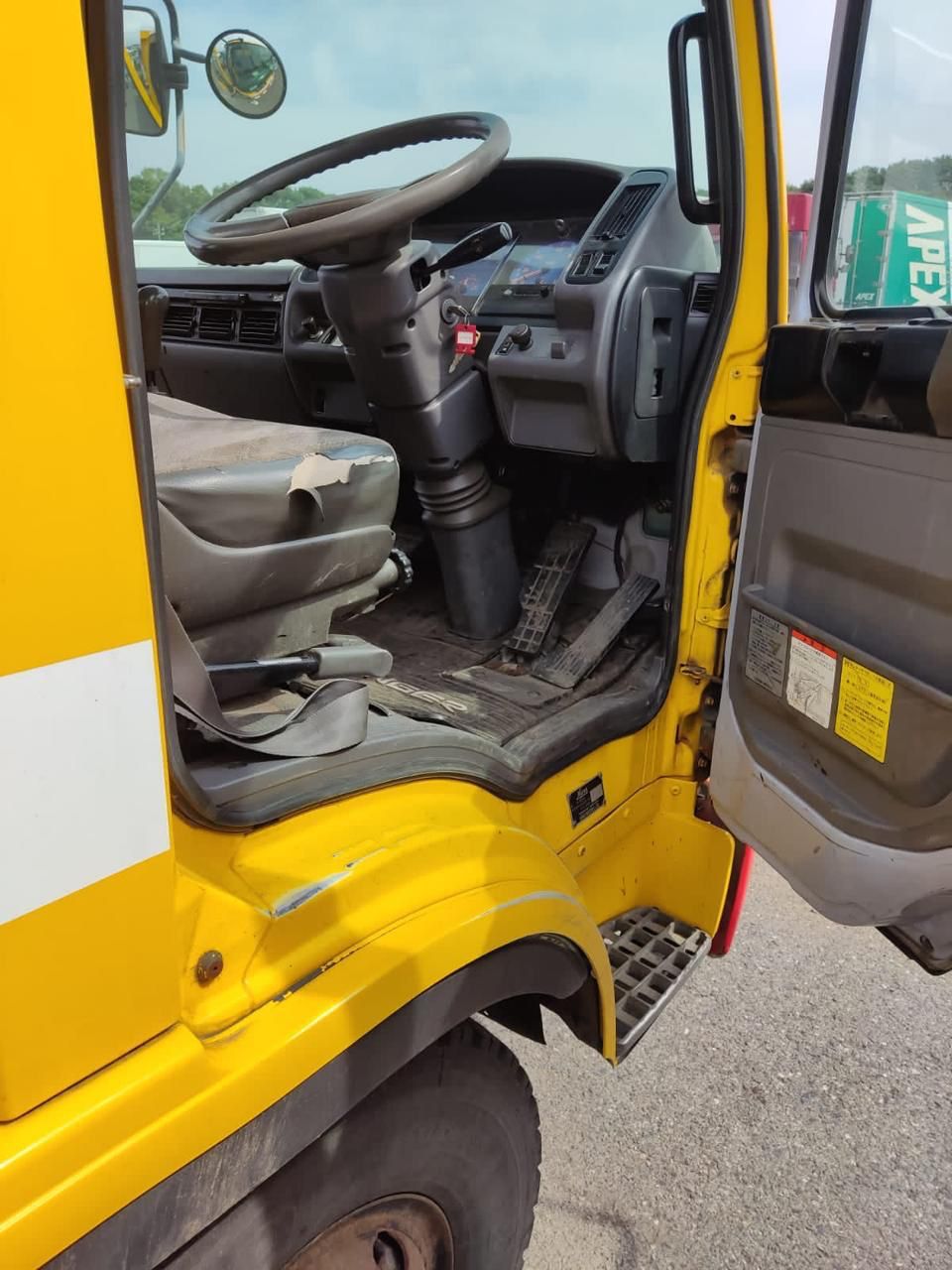 1998 Hino Ranger